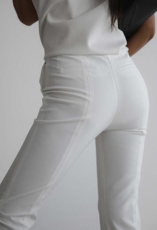  더 엔케이씨 스토어 크롭 팬츠 Nkc 오거스틴 테이퍼드 카프리 화이트 - The NKC Store