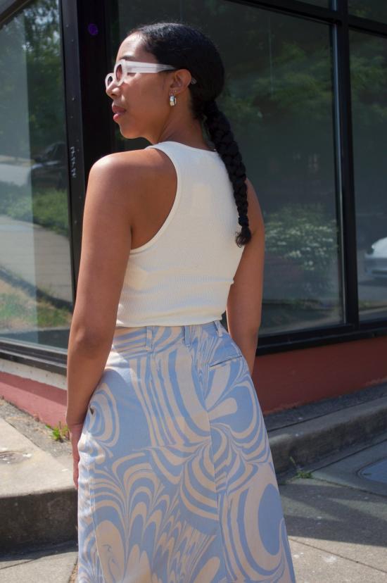  언타이틀드 인 모션 미디 스커트 제목 없음 모션 칸드란 스커트 누바 스카이 - UNTITLED IN MOTION