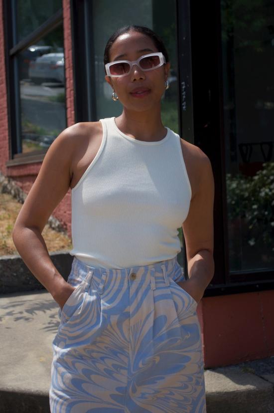  언타이틀드 인 모션 미디 스커트 제목 없음 모션 칸드란 스커트 누바 스카이 - UNTITLED IN MOTION