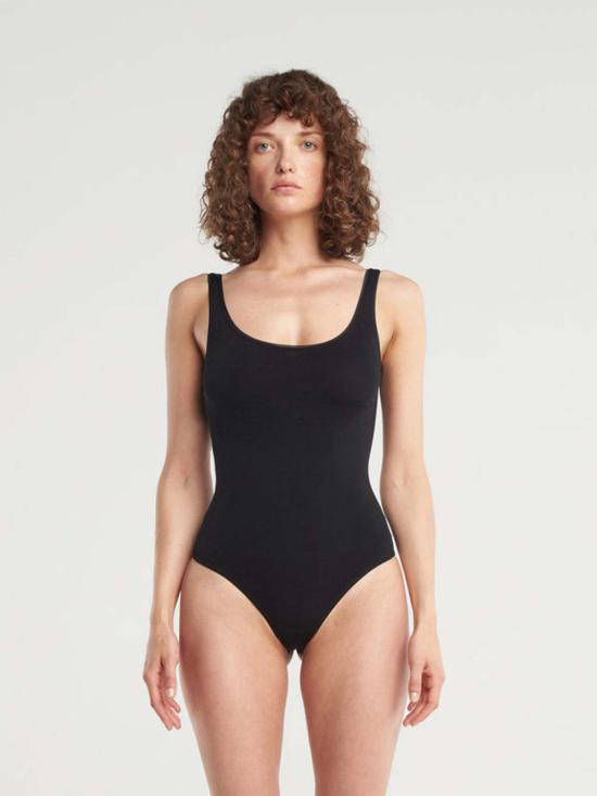  월포드 바디수트 티셔츠 울포드 자메이카 스트링 바디수트 블랙 - WOLFORD