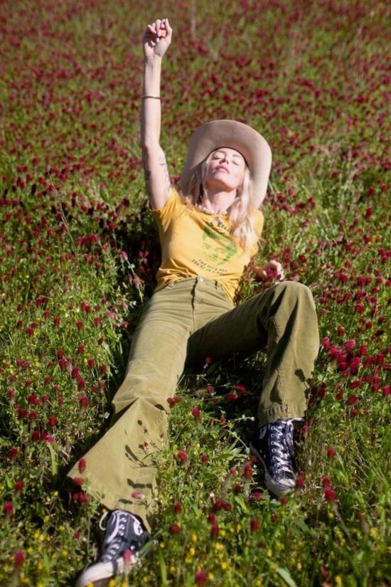  The Canyon 민소매 티셔츠 캐년 엘비스 해시 티 머스타드 - THE CANYON