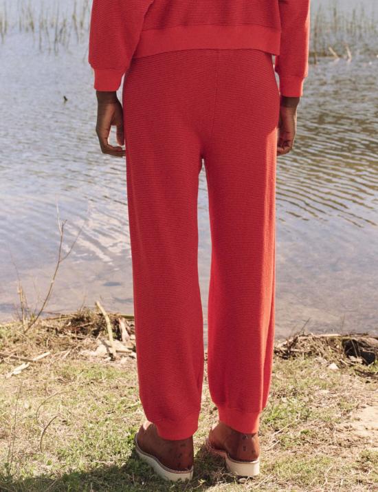  더 그레이트 크롭 팬츠 . 랜턴 팬츠 핫 레드 오버다이드 스트라이프 - THE GREAT