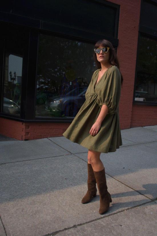  코코볼로 숏 원피스 베이지 드레스 올리브 - COCOBOLO