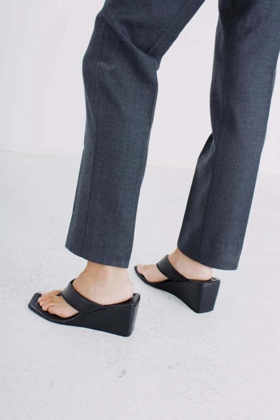  Dubié 뮬/슬리퍼 듀비에 보더 플립플랍 슬리퍼 블랙 - OTHER BRANDS