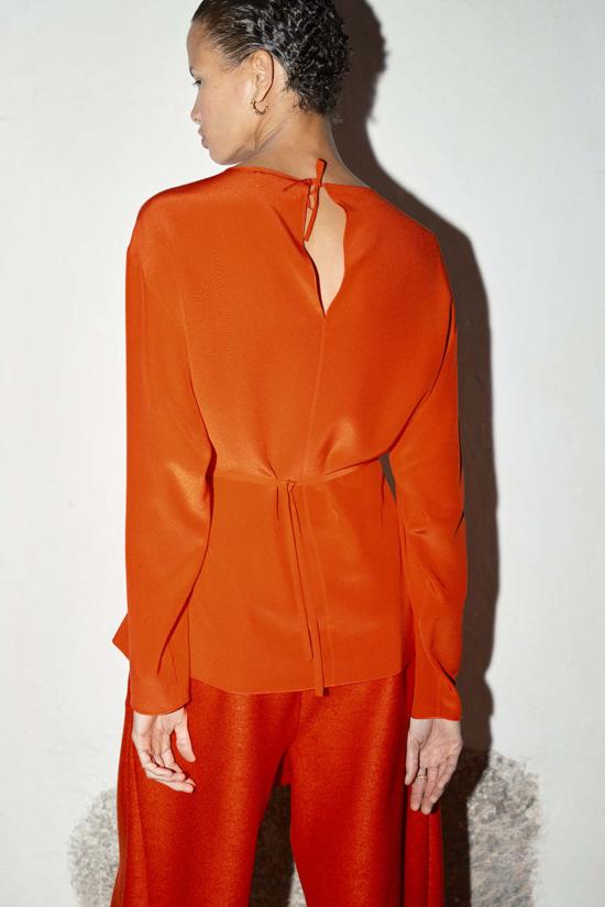  다두라 블라우스 다투라 실크 엔센스 탑 플레임 - DATURA