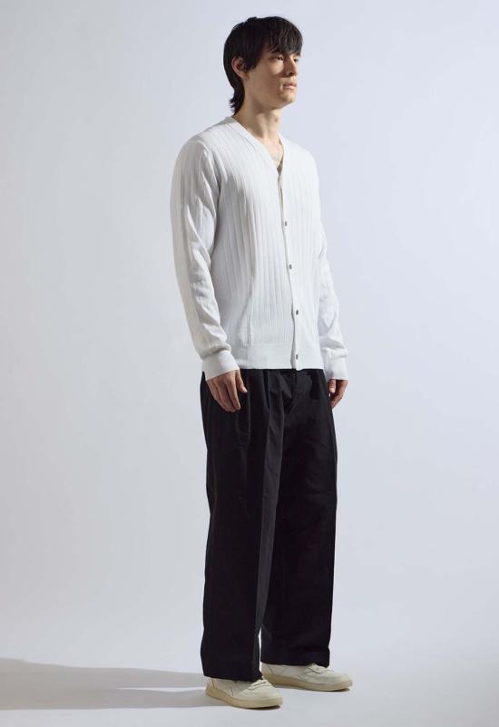  더 엔케이씨 스토어 가디건 Nkc 캐주얼  화이트 - THE NKC STORE