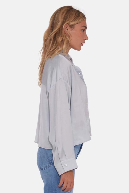  The Tile Club 후드 티셔츠 타일 클럽 로라 크롭 새틴 셔츠 실버 블루 - THE TILE CLUB