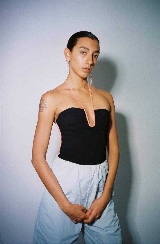  패리스 조지아 민소매 티셔츠 파리 조지아 나시아 싱글렛 블랙 - PARIS GEORGIA