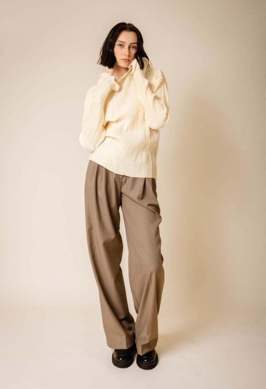  더 엔케이씨 스토어 반팔 티셔츠 Nkc스토어 플리츠 모크넥 탑 샴페인