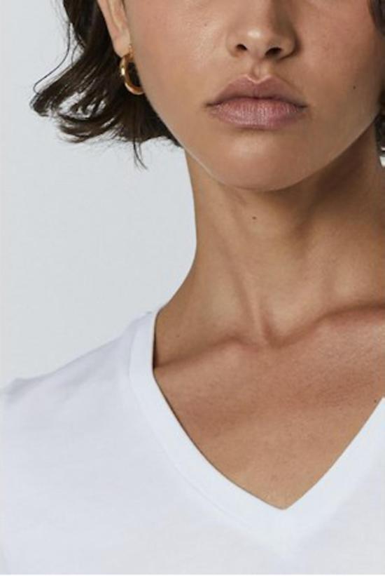  벨벳 반팔 티셔츠 러니언 V넥 티셔츠 - VELVET