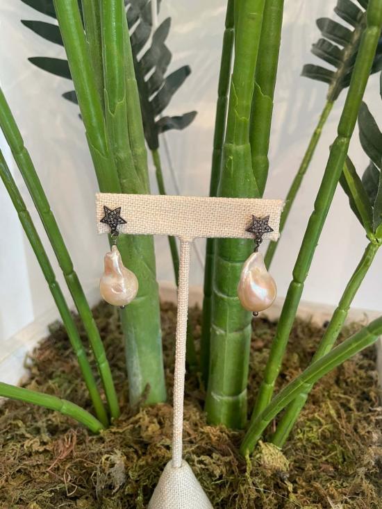  MELA 이어링 멜라 펄 바로크 드롭 - OTHER BRANDS