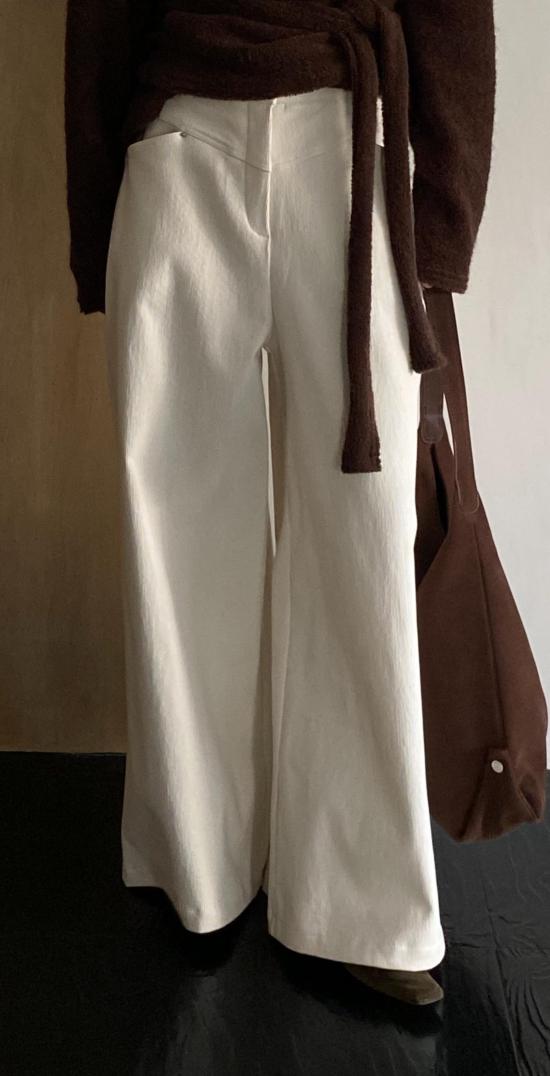  더 엔케이씨 스토어 스트레이트 팬츠 Nkc 코듀로이 와이드 레그 팬츠 크림 - The NKC Store