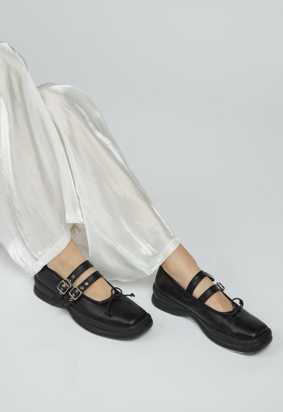  더 엔케이씨 스토어 플랫 슈즈 Nkc 파포스 플랫 블랙 - The NKC Store