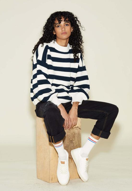  스틸히어 데님 팬츠 스틸 히어 뉴욕 어린 시절에 입었던 청바지 블랙 세탁 - STILL HERE