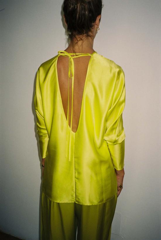  다두라 반팔 티셔츠 다투라 시트론 에스더 탑 시트론 - DATURA