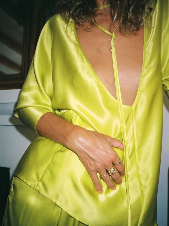  다두라 반팔 티셔츠 다투라 시트론 에스더 탑 시트론 - DATURA