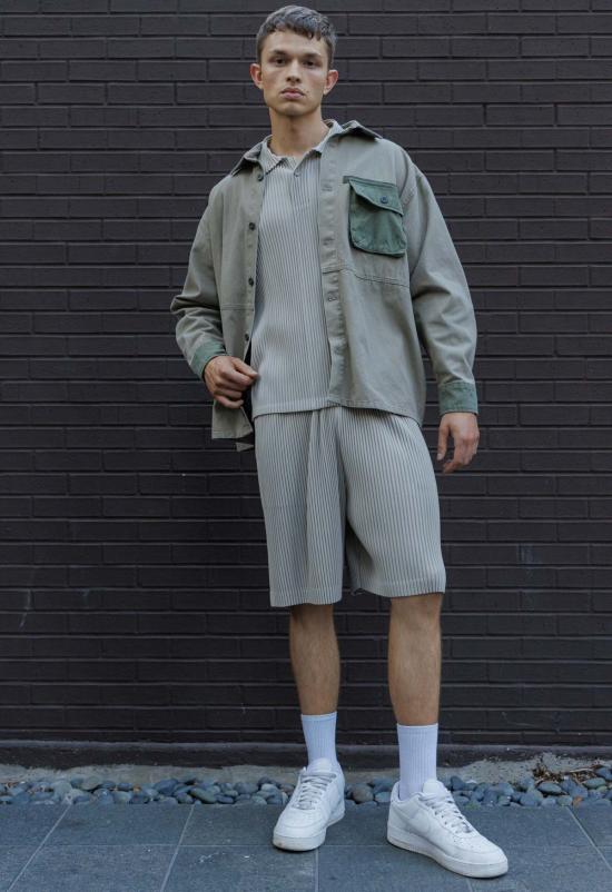  더 엔케이씨 스토어 폴로 티셔츠 Nkc 플리츠  라이트 그레이 - The NKC Store