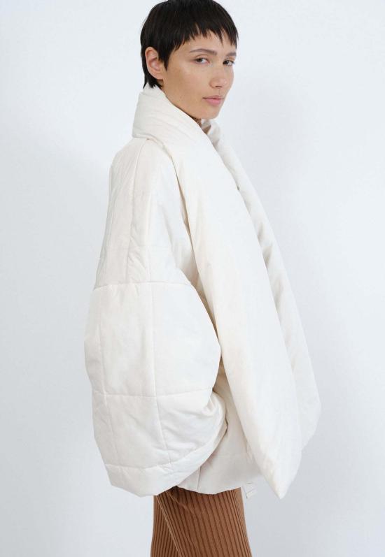  엠버시 오브 브릭스 앤 로그스 봄버 자켓 Embassy Of Bricks & Logs Chiba 퍼퍼 재킷 오프 화이트 - EMBASSY OF BRICKS & LOGS