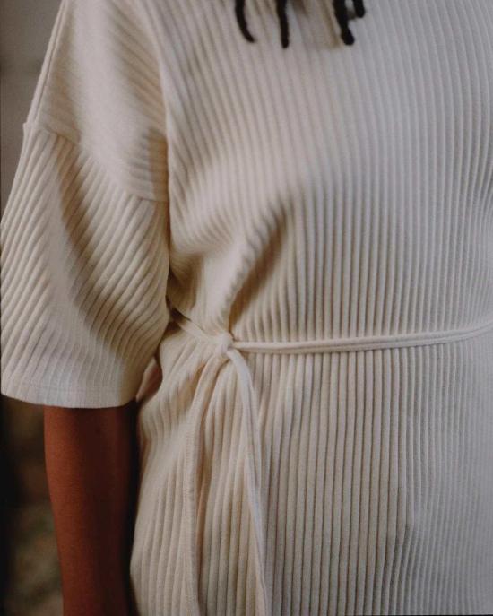  베이스레인지 후드 티셔츠 쇼 티 - BASERANGE