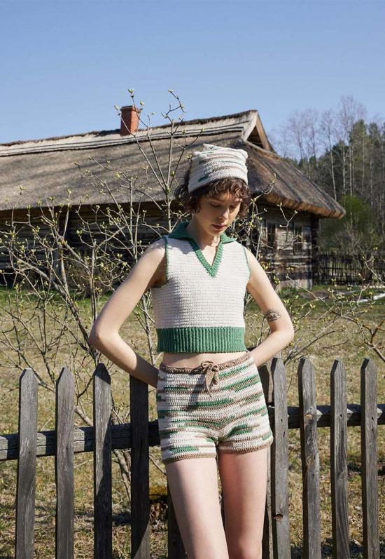  The Knotty Ones 민소매 티셔츠 더 노티 원스 오크스타이티자 크롭 탑 오트 밀크/펀 모스 - OTHER BRANDS