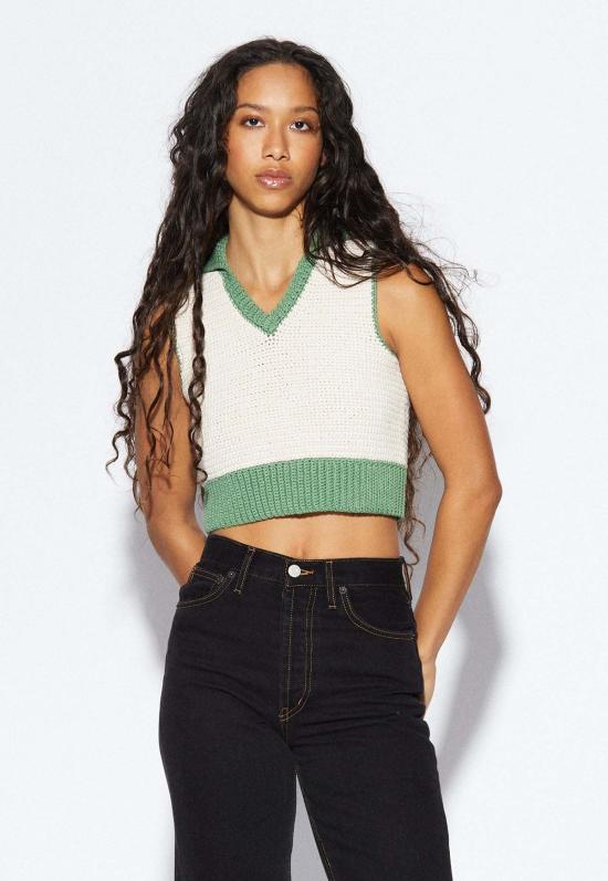  The Knotty Ones 민소매 티셔츠 더 노티 원스 오크스타이티자 크롭 탑 오트 밀크/펀 모스