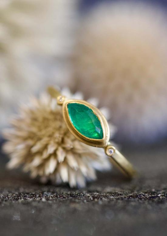  아난다 칼사 주얼리 반지 아난다 칼사 로즈컷 마키스 에메랄드 링 골드