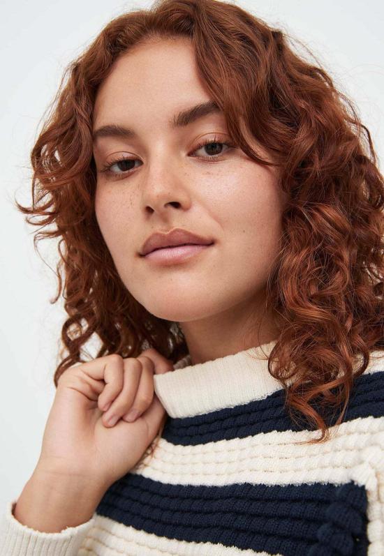  코우토우 터틀넥 버블 점퍼 인디고 스트라이프 - KOWTOW