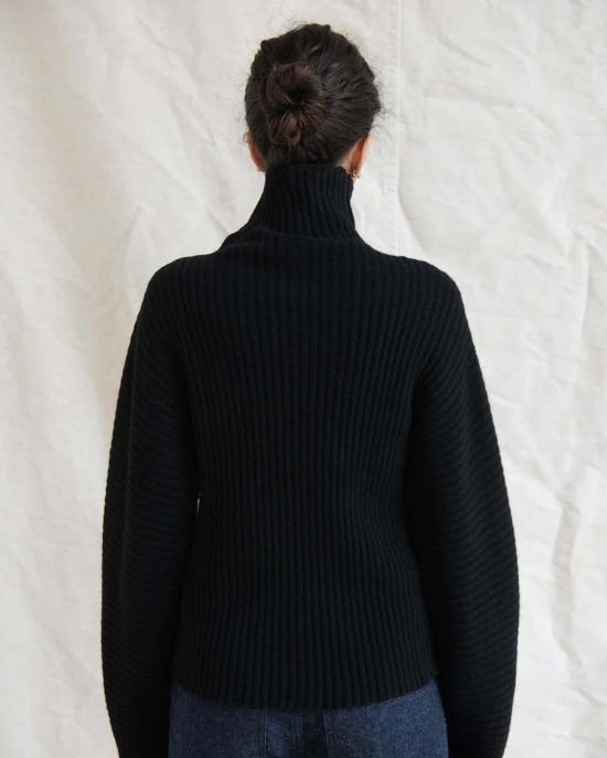  베이스레인지 터틀넥 베이스렌지 카이 캐시미어 - BASERANGE
