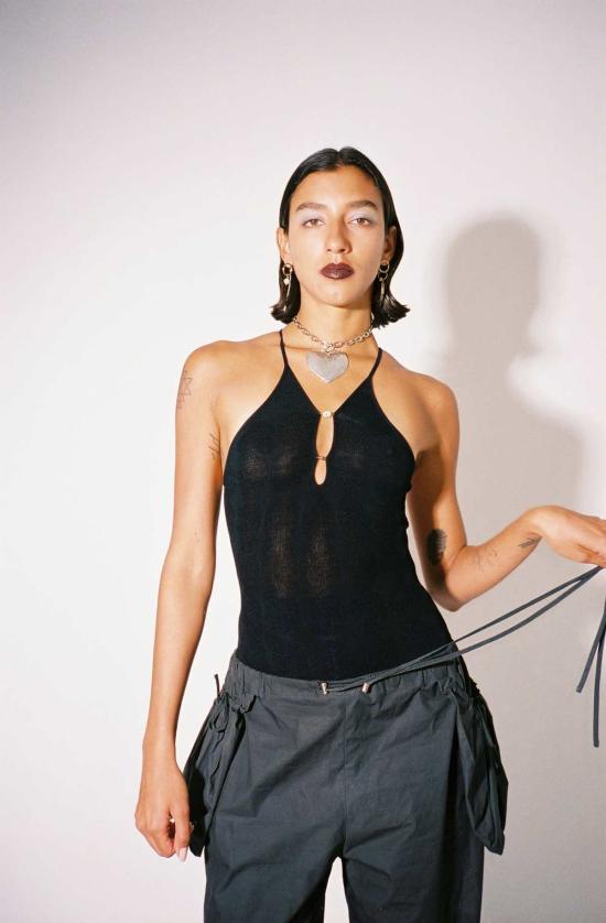  루이 민소매 티셔츠 니트 바디수트 오닉스 - RUI