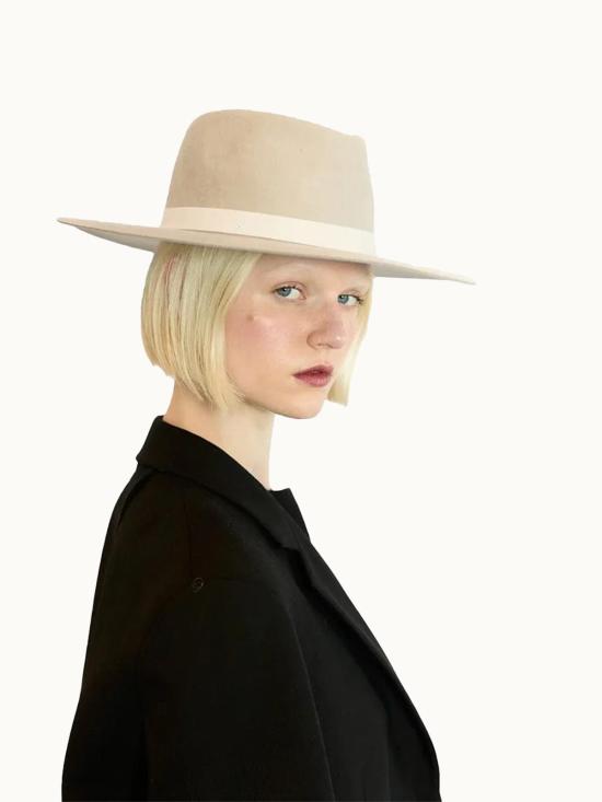  자네사레온 버킷햇 자네사 리온 콜  페블 - JANESSA LEONE