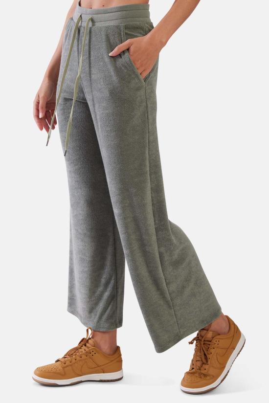  블루&크림 스트레이트 팬츠 트위기 와이드 레그 팬츠 카키 - BLUE&CREAM