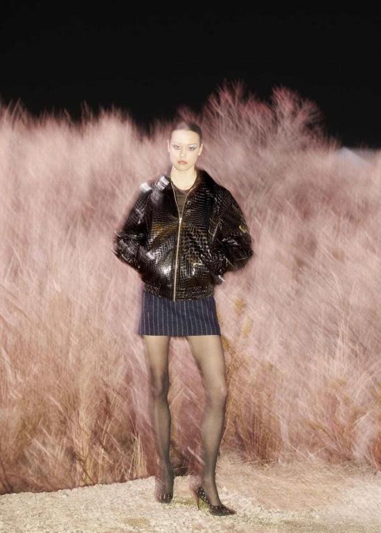  프리스카베라 숏 스커트 초크 울 핀스트라이프 미니 스커트 블랙 - PRISCAVERA