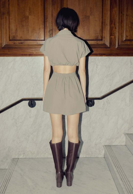  더 엔케이씨 스토어 숏 원피스 Nkc 스토어 미니 캣 드레스 그린 그레이 - The NKC Store