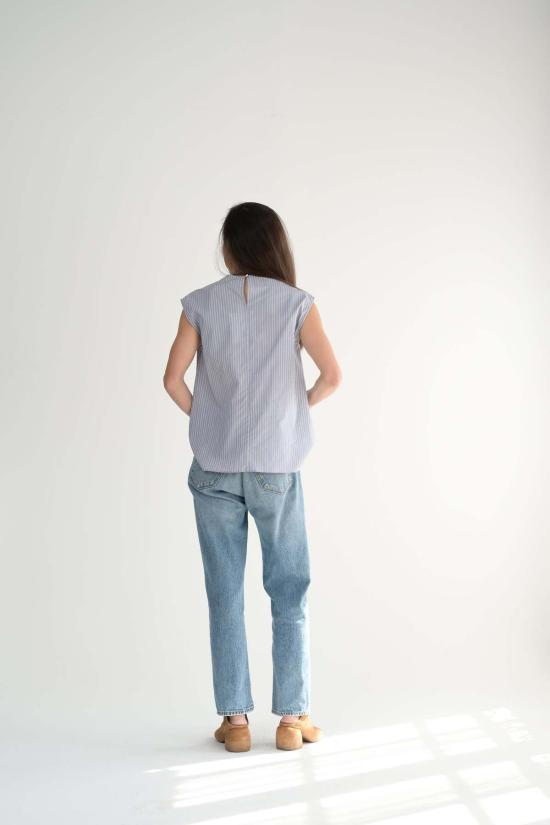  아푼토비 블라우스 A Punto B 슬리브리스 탑 데님 스트라이프 - A PUNTO B