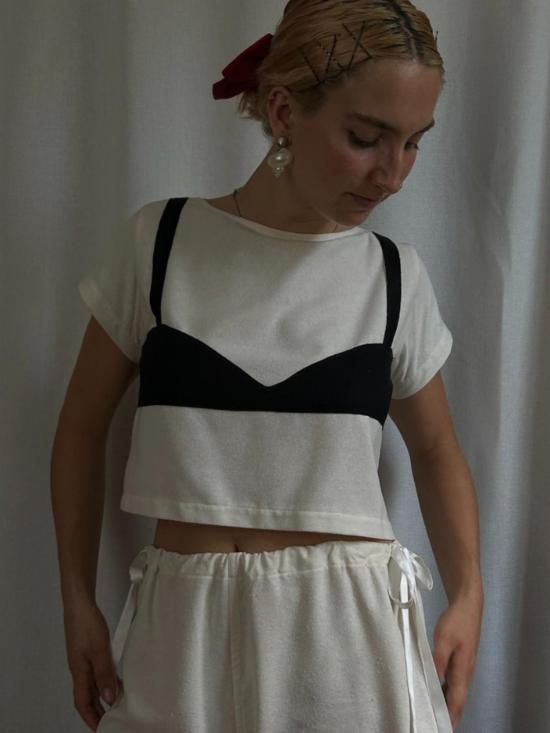  LASSO LA LUNE 반팔 티셔츠 Lasso La Lune 비키니 티셔츠 생사