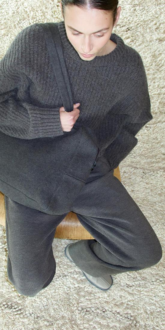  아야 뮤즈 스트레이트 팬츠 아야뮤즈 니트 카고 팬츠 차콜 - AYA MUSE