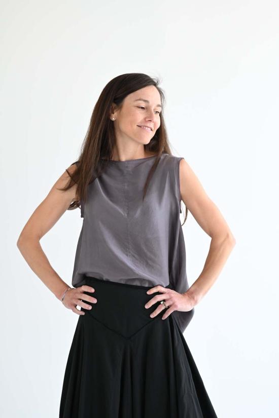  마크르비앙 민소매 티셔츠 마크 르 비앙 벌룬 실크 탑 모카 - MARC LE BIHAN