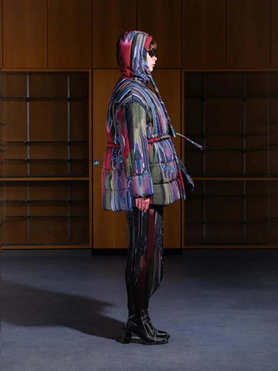  헨릭 빕스코브 봄버 자켓 Henrik Vibskov 퍼프 퍼퍼 재킷 Dark Tetris Drips - HENRIK VIBSKOV