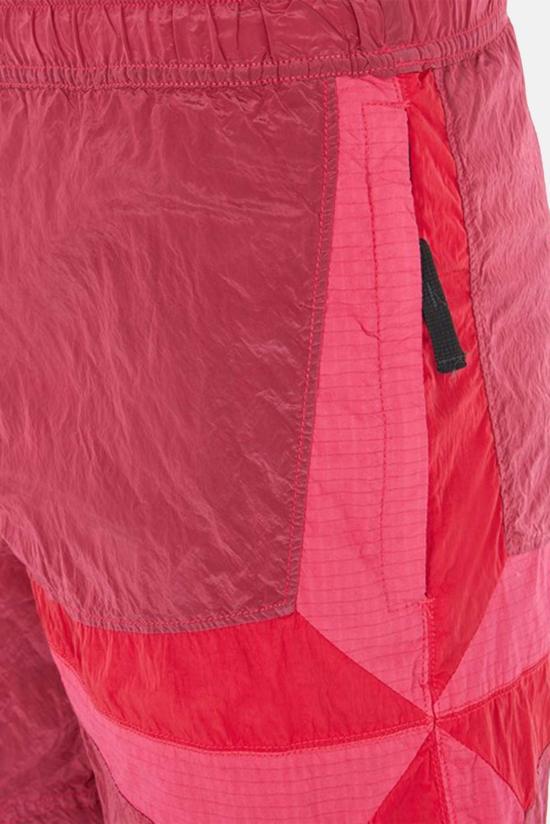  스톤 아일랜드 숏팬츠 스톤아일랜드 에코닐 나일론 메탈 스타 인레이 반바지 사이클라멘 - STONE ISLAND