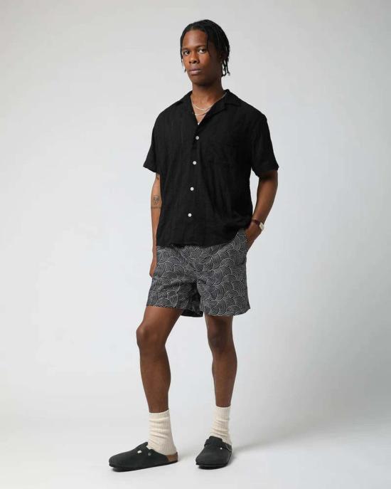  Corridor 긴팔 셔츠 코리도 스트라이프 시어서커 SS 버튼업 블랙 - CORRIDOR