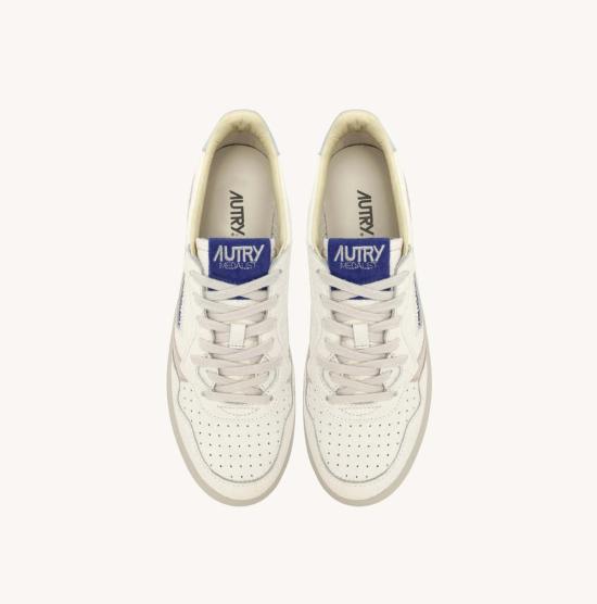  오트리 뮬/슬리퍼 메달리스트 로우  헤이/샌드 - AUTRY