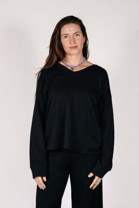  Corinne Collection 블라우스 코린 컬렉션 루나 V넥  블랙