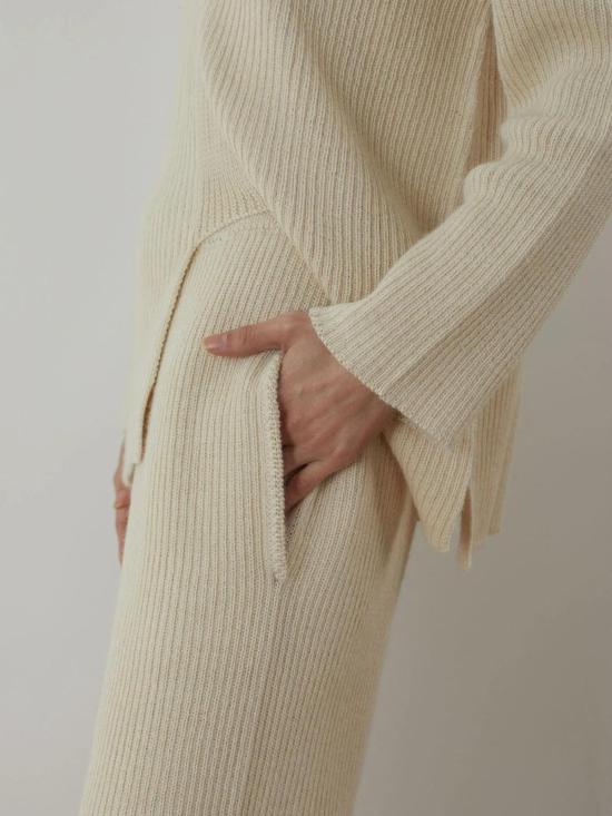  울 하이드 스트레이트 팬츠 리브 와이드 레그 에크루 - WOL HIDE