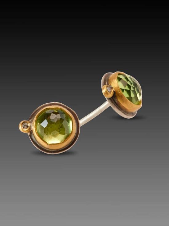 아난다 칼사 주얼리 이어링 아난다 칼사 로즈컷 페리도트 스터드 - ANANDA KHALSA JEWELRY