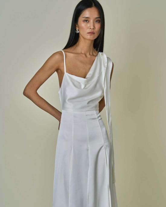  더 엔케이씨 스토어 롱 원피스 Nkc 아드리아나 가운 펄 - The NKC Store