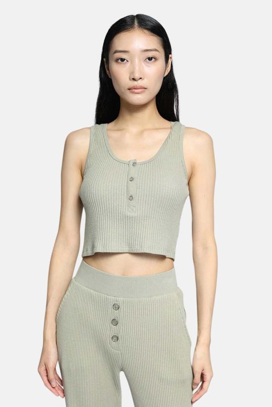  더레인지 민소매 티셔츠 레인지 점보 스타크 크롭 헨리 탱크 모스 - THE RANGE