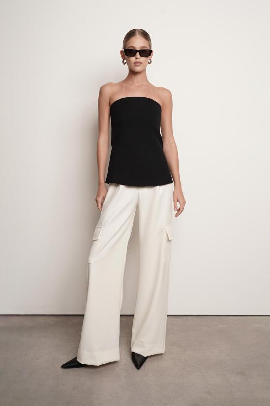  파렌테지 민소매 티셔츠 아일 버스티에 블랙