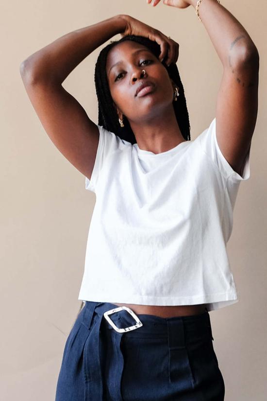  에이골디 반팔 티셔츠 아골드 아딘 쉬런큰 티셔츠 - AGOLDE