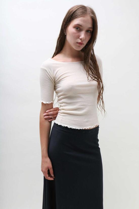  베이스레인지 반팔 티셔츠 Baserange 파마 3/4 탑 오프 화이트 - BASERANGE