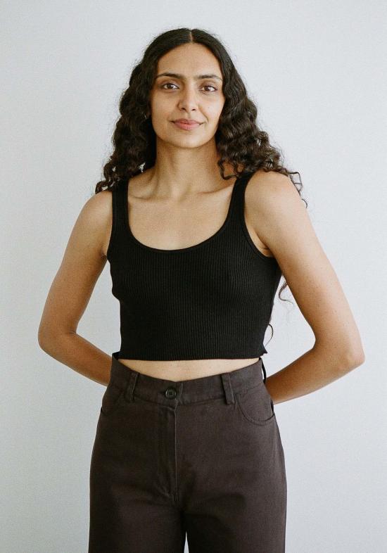  퍼스트 라이트 민소매 티셔츠 다니엘라 탱크 블랙 - FIRST RITE